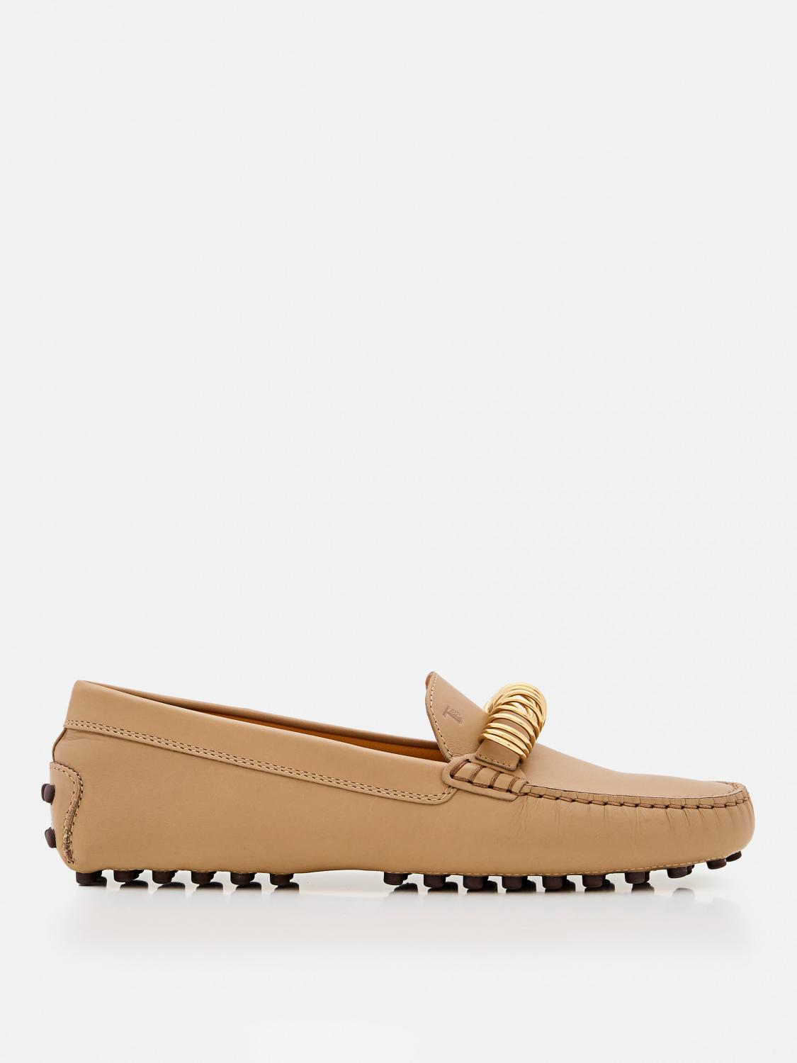 Tod's Gommino Calfskin Rings Driver Loafers In Brown