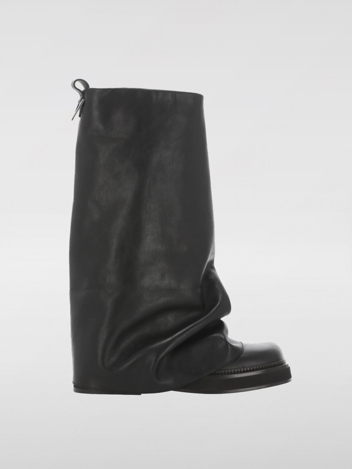 Attico Stylish Combat Boots With Square Toe Design In Black
