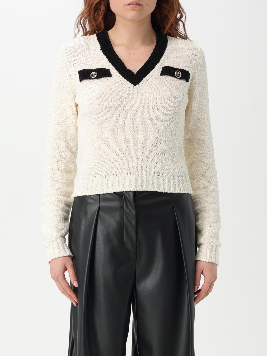 Twinset Oval T Button-detail Jumper In White