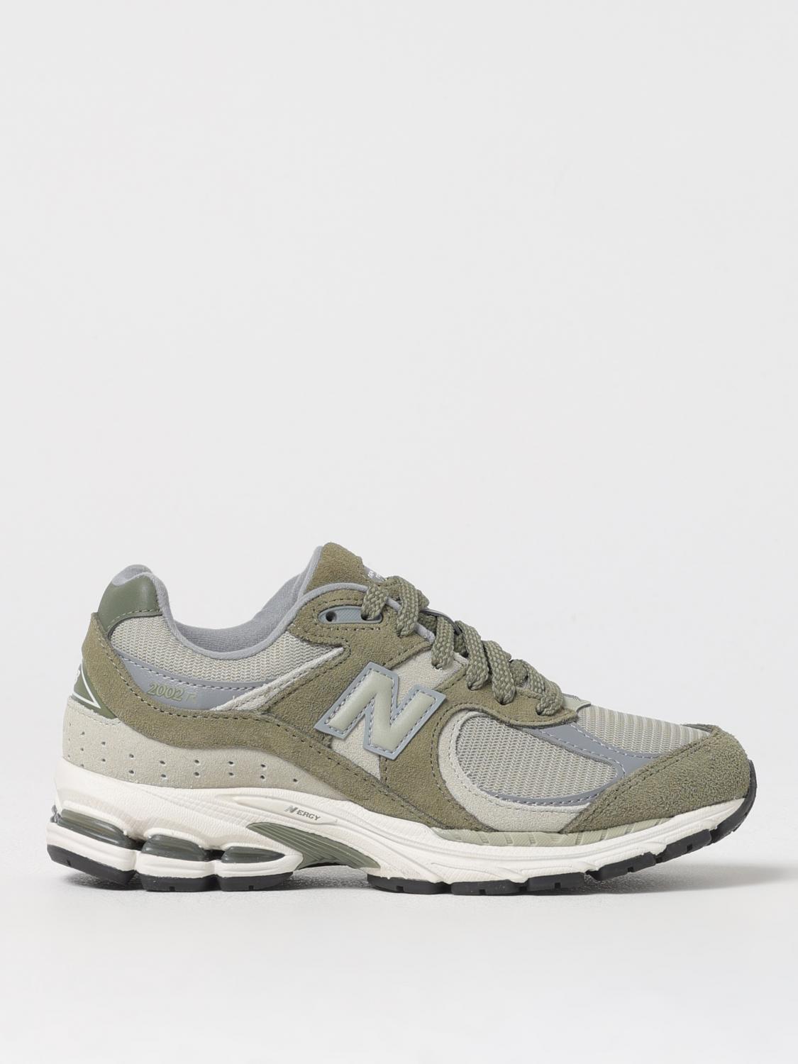 New Balance 2002r Sneaker In Green