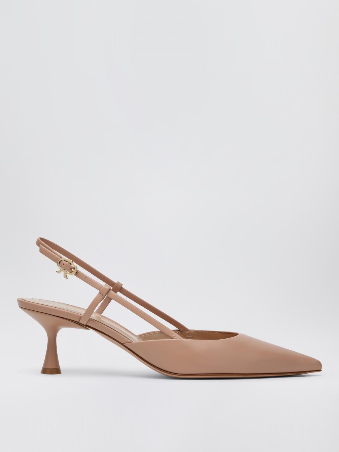 Shop Gianvito Rossi Pumps  Woman Color Peach