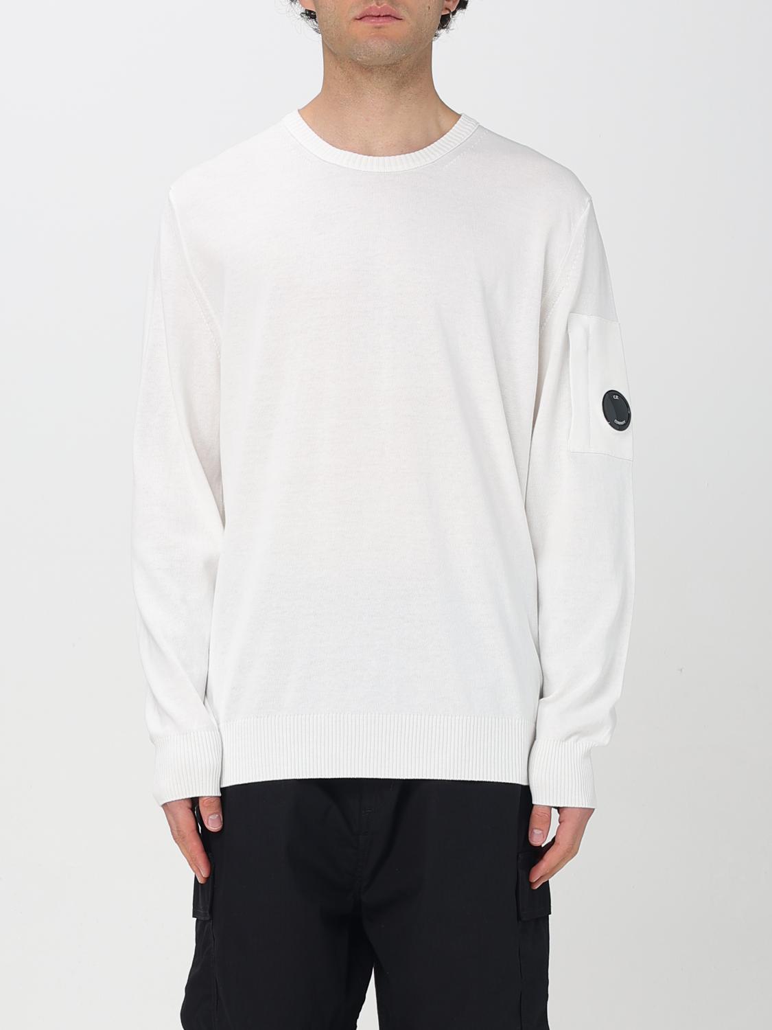 C.p. Company Logo Crew Neck Sweatshirt With Sleeve Zip Pocket In ホワイト