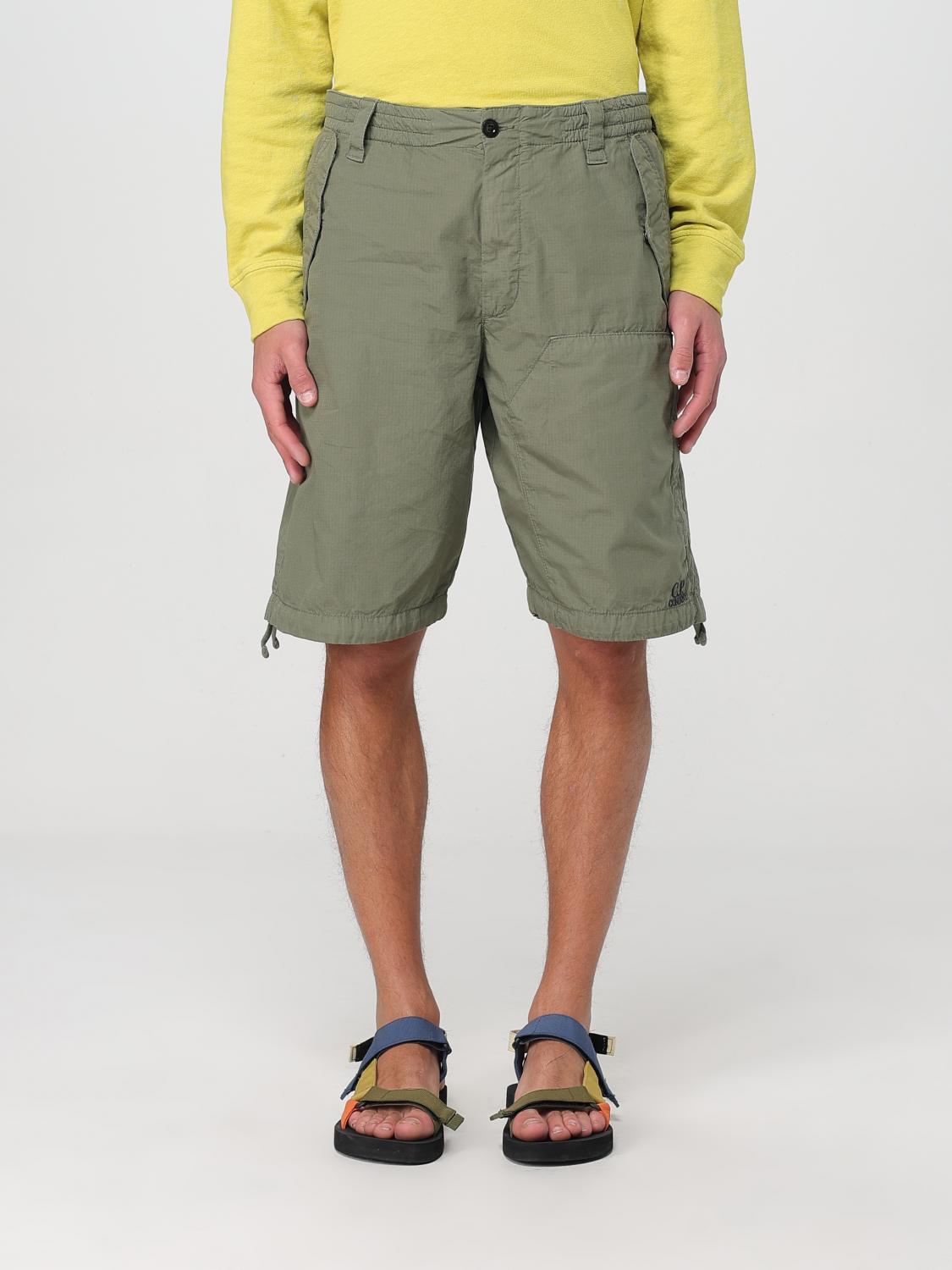 C.p. Company Mid-thigh Length Green Shorts With Adjustable Drawstring In Grün