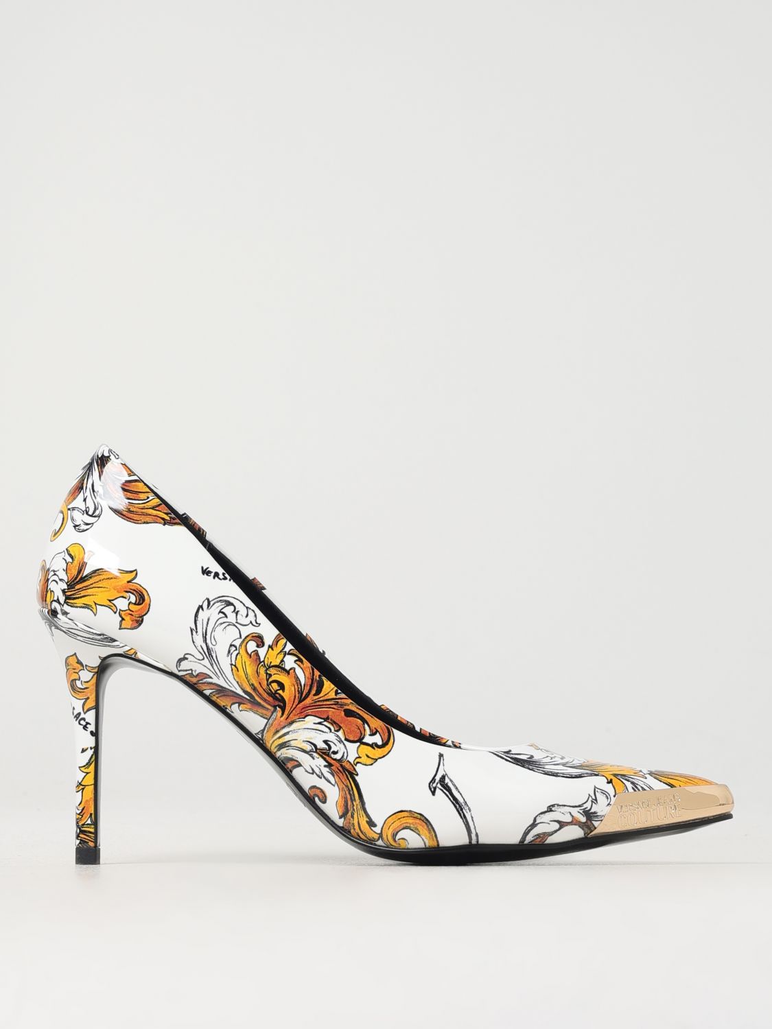 Shop Versace Jeans Couture Pumps Woman Color White In ホワイト