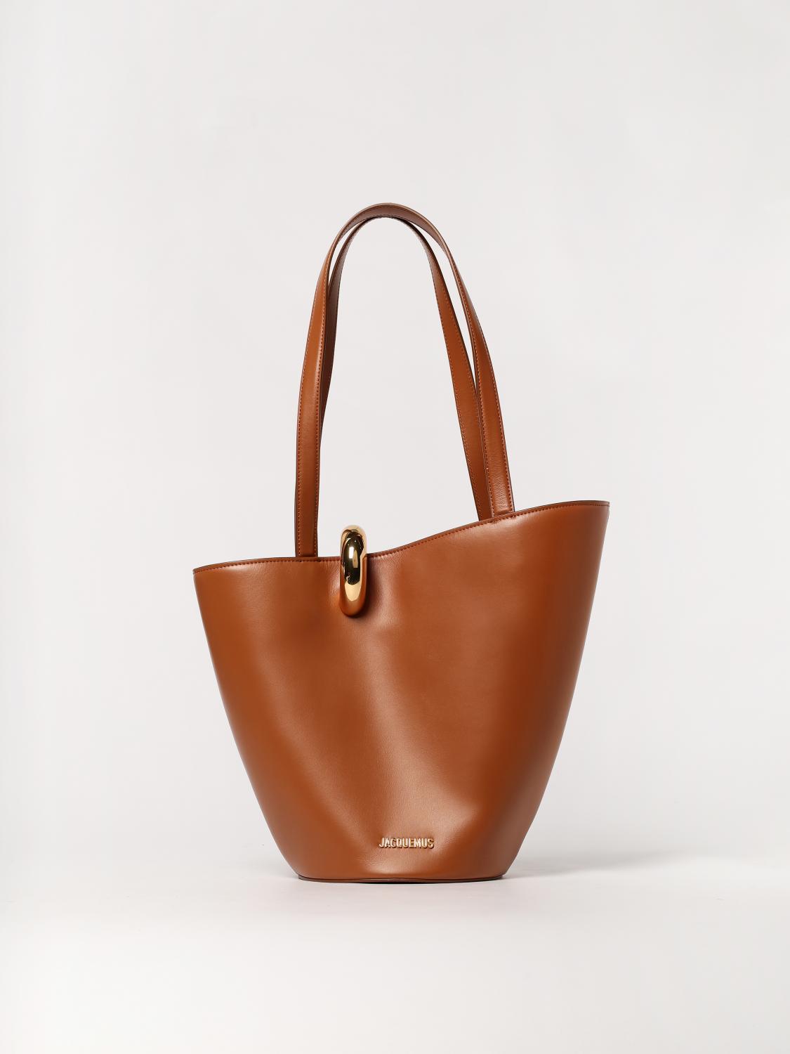 Jacquemus Le Bambola Moyen Leather Shoulder Bag In Brown