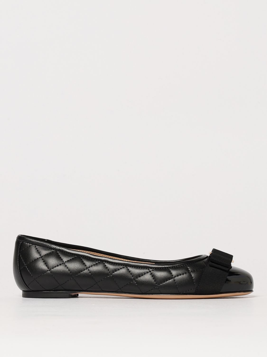 Shop Ferragamo Ballet Flats Woman Color Black
