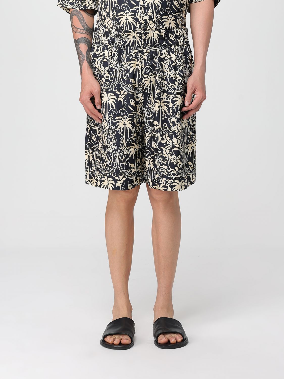 Laneus Black Graphic Print Bermuda Shorts In Black