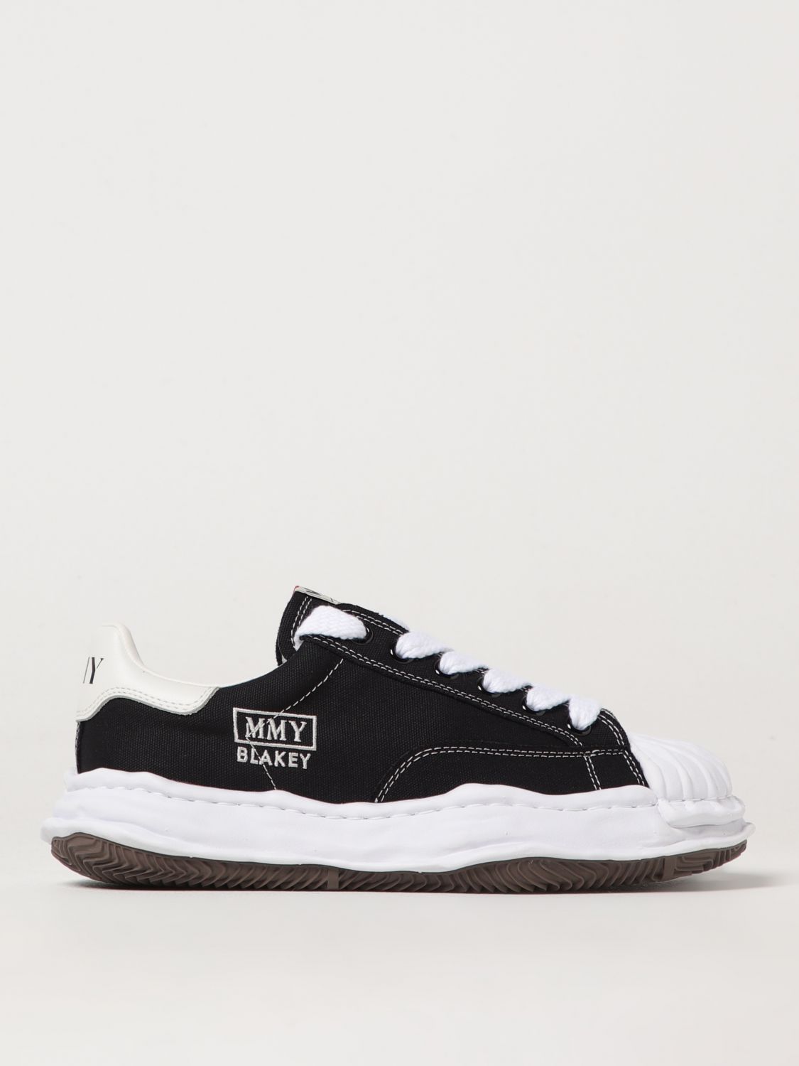 MAISON MIHARA YASUHIRO Sneakers Men color Black　MAISON MIHARA YASUHIRO スニーカー メンズ カラー ブラック MAISON
