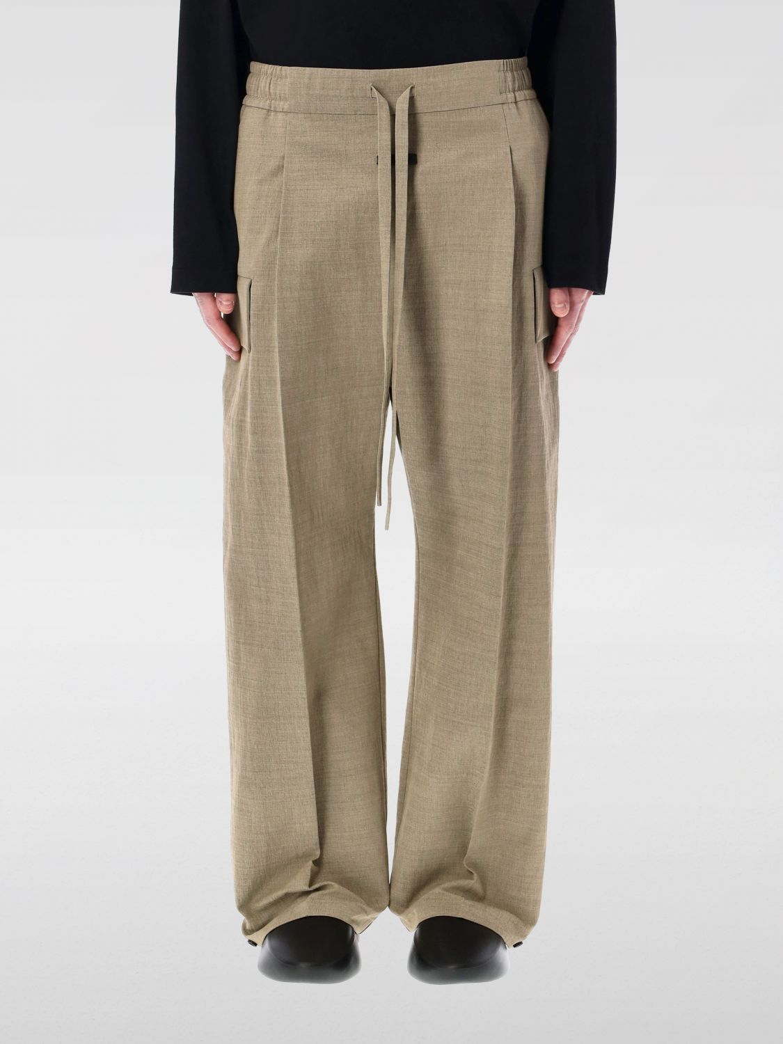 Fear Of God Relaxed Wide Leg Cargo Pants In Beige