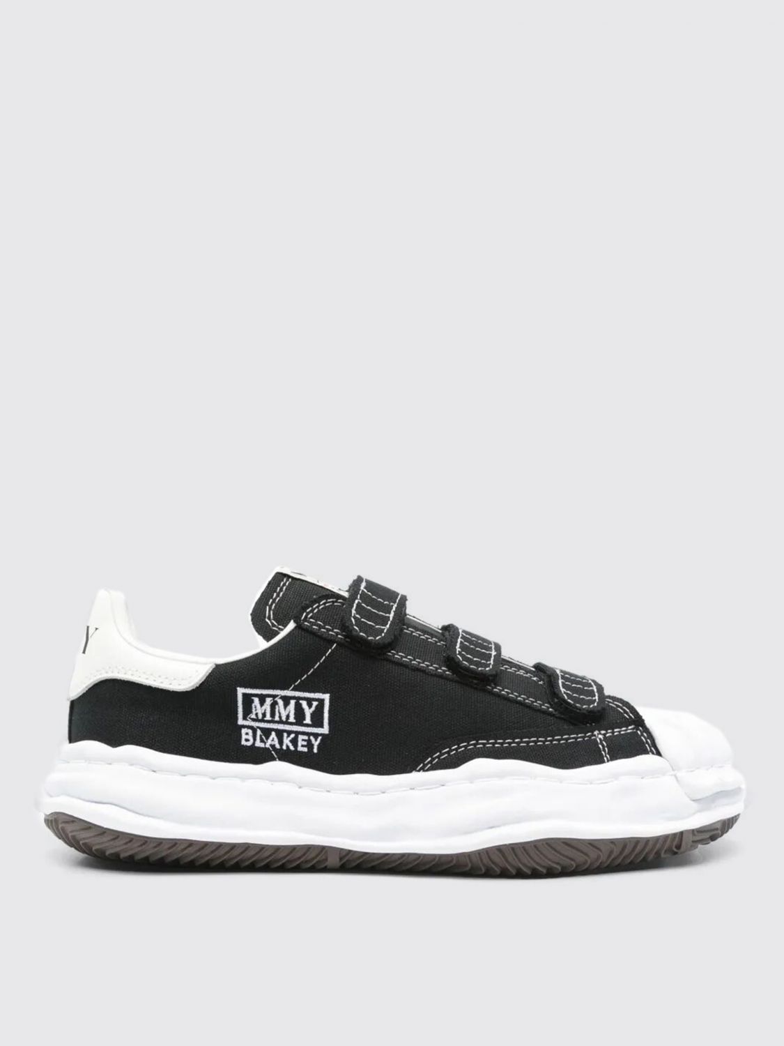 Miharayasuhiro Maison Mihara Yasuhiro Blakey Strap Low Top Sneaker In Black
