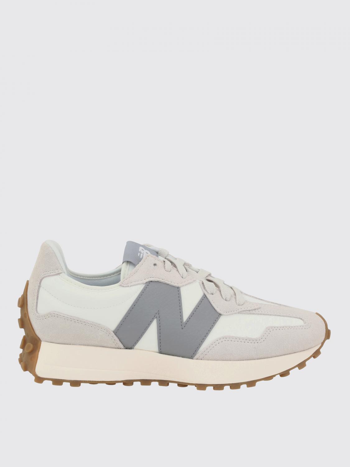 New Balance 327 Sneakers