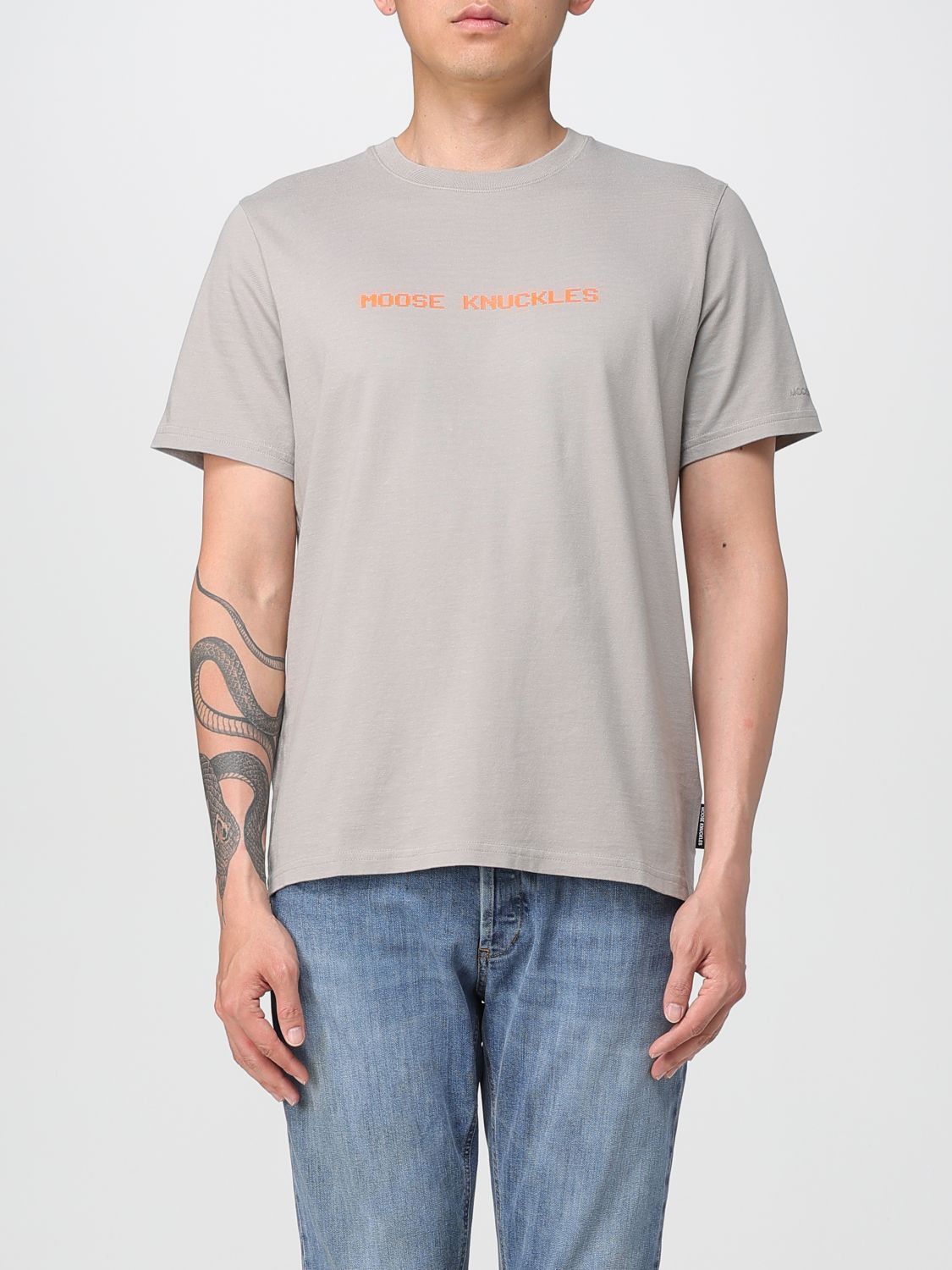 Moose Knuckles T-shirt Men Color Grey In Gray