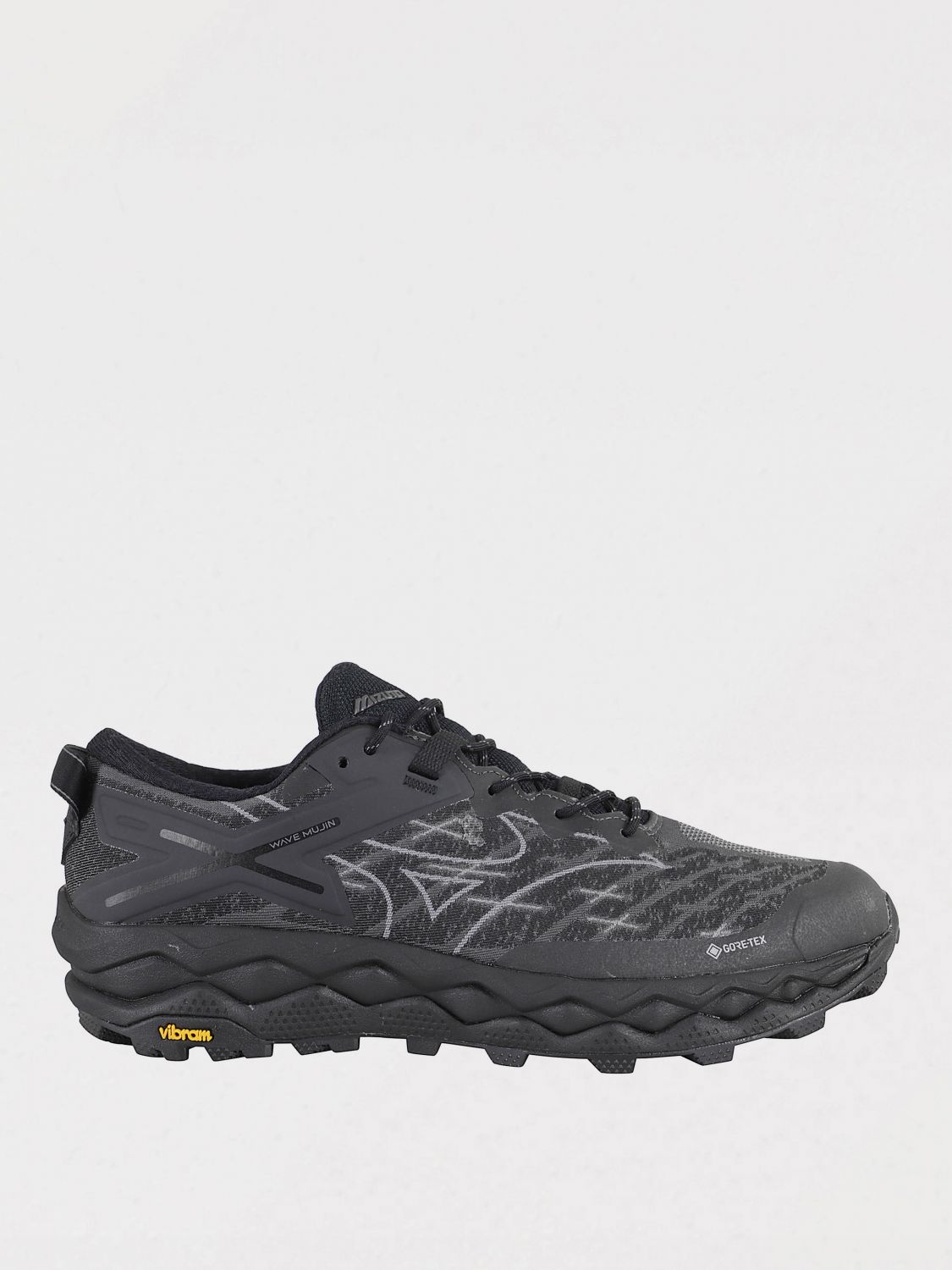 Mizuno Wave Mujin Ls Gore-tex Sneakers Black / Quiet Shade / Black Sand In Black
