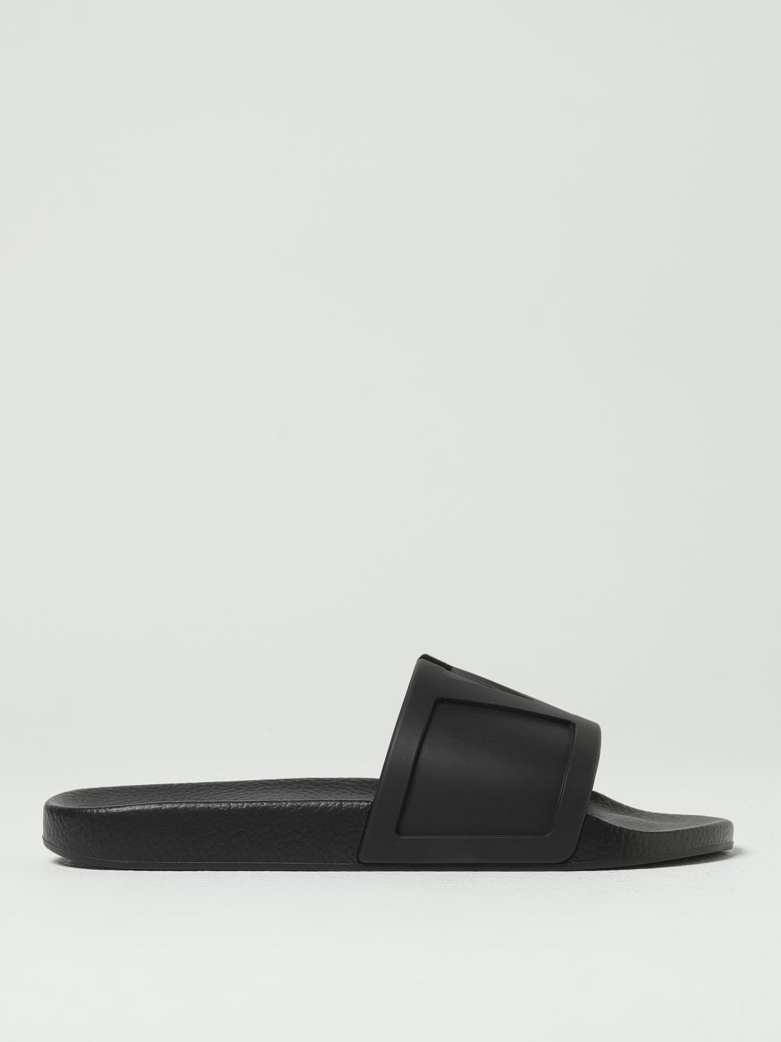 VALENTINO VALENTINO GARAVANI Sandals Men color Black　VALENTINO GARAVANI サンダル メンズ カラー ブラック