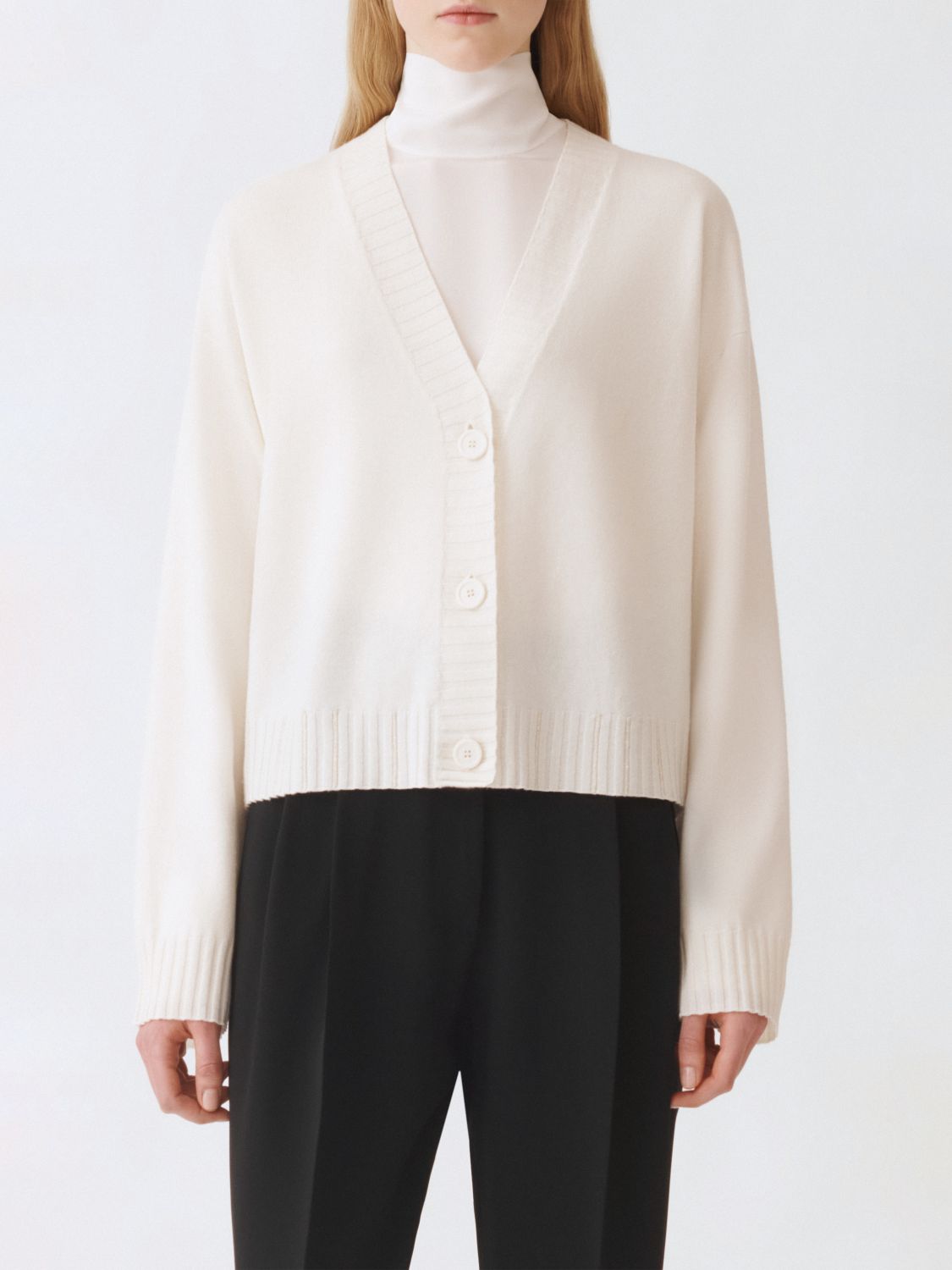 Fabiana Filippi Platinum Cardigan In Neutral