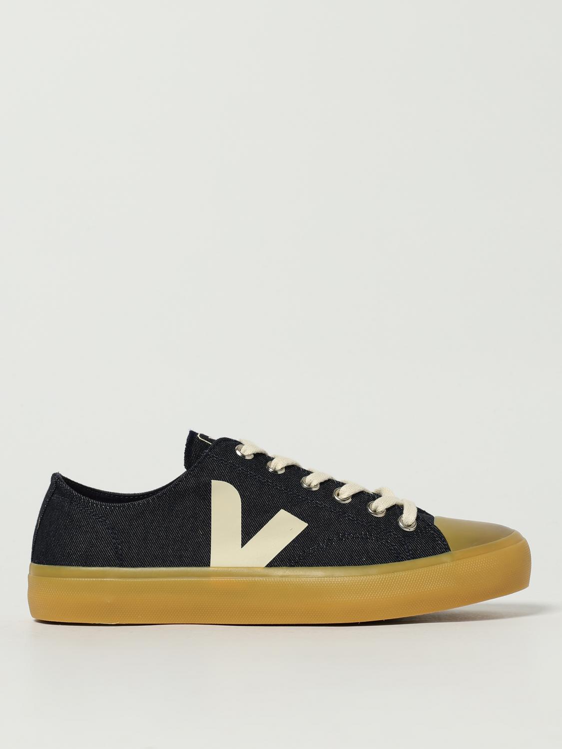 Veja Wata Ii Low Sneaker In Blue