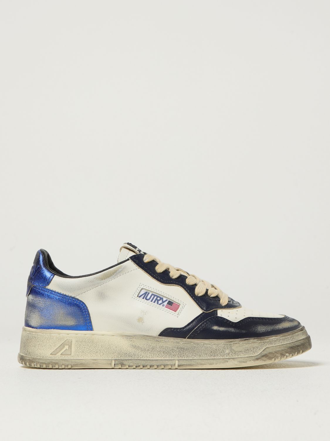 Autry Colorblock Low-top Sneakers With Lace-up Front And Signature Details In Neutral