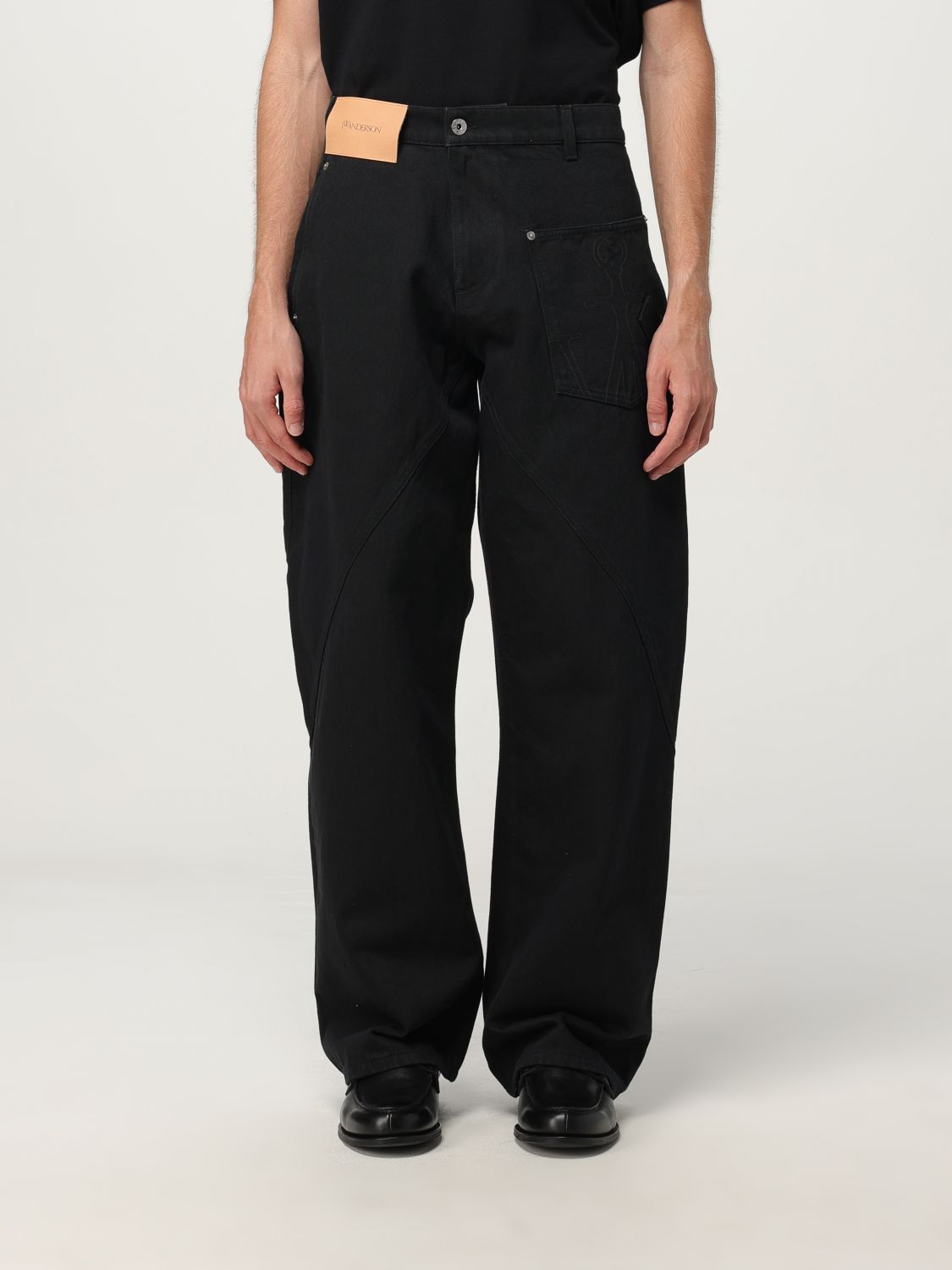 Jw Anderson Jeans Men Color Black In Black