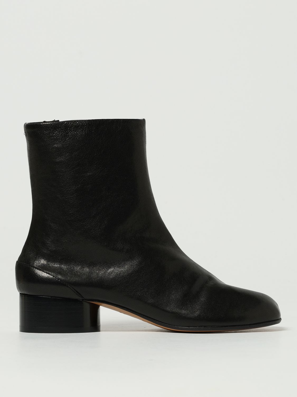 Maison Margiela Flat Ankle Boots  Woman Color Black In Black