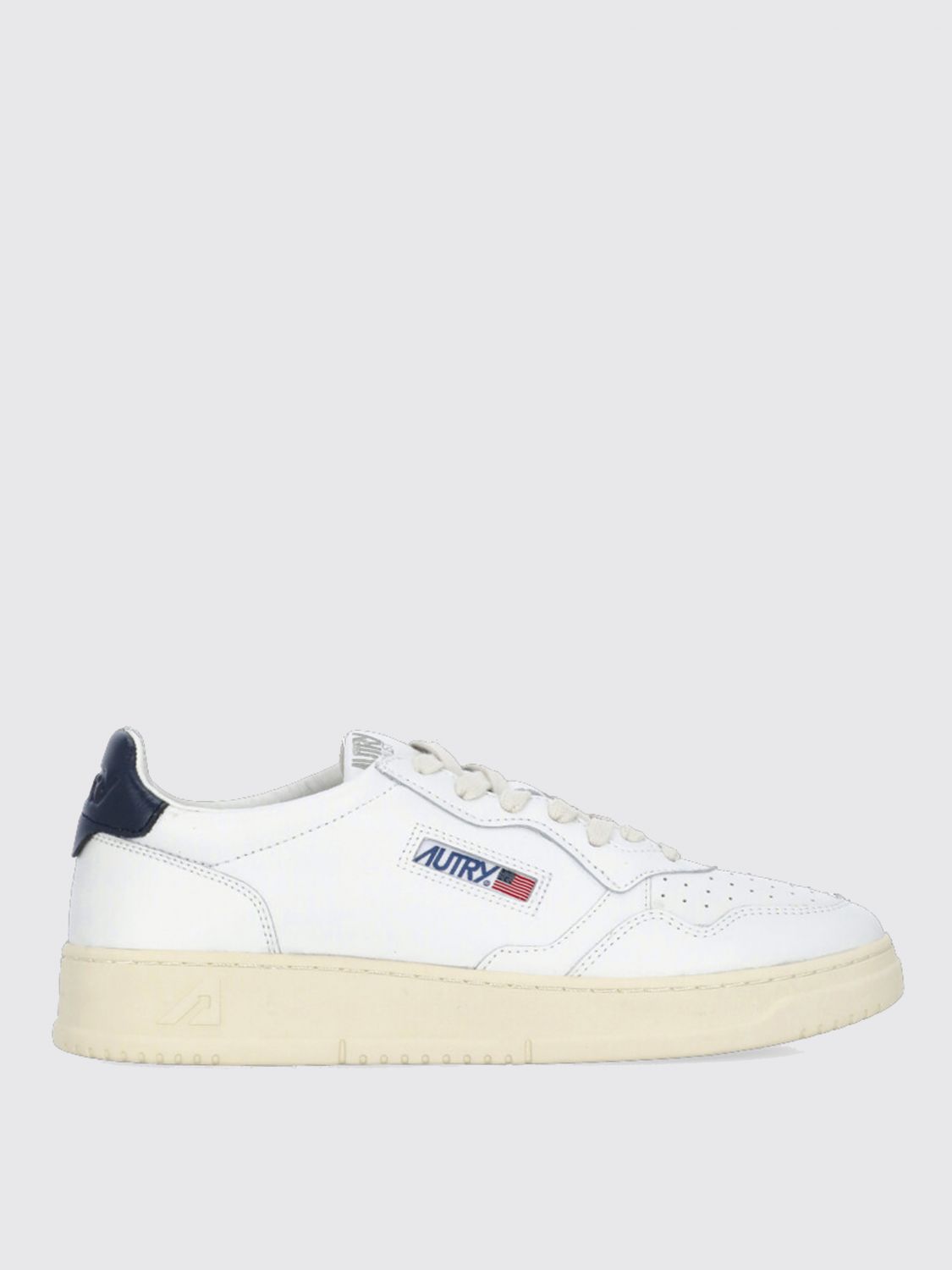 Autry Medalist Low-top Sneaker In White