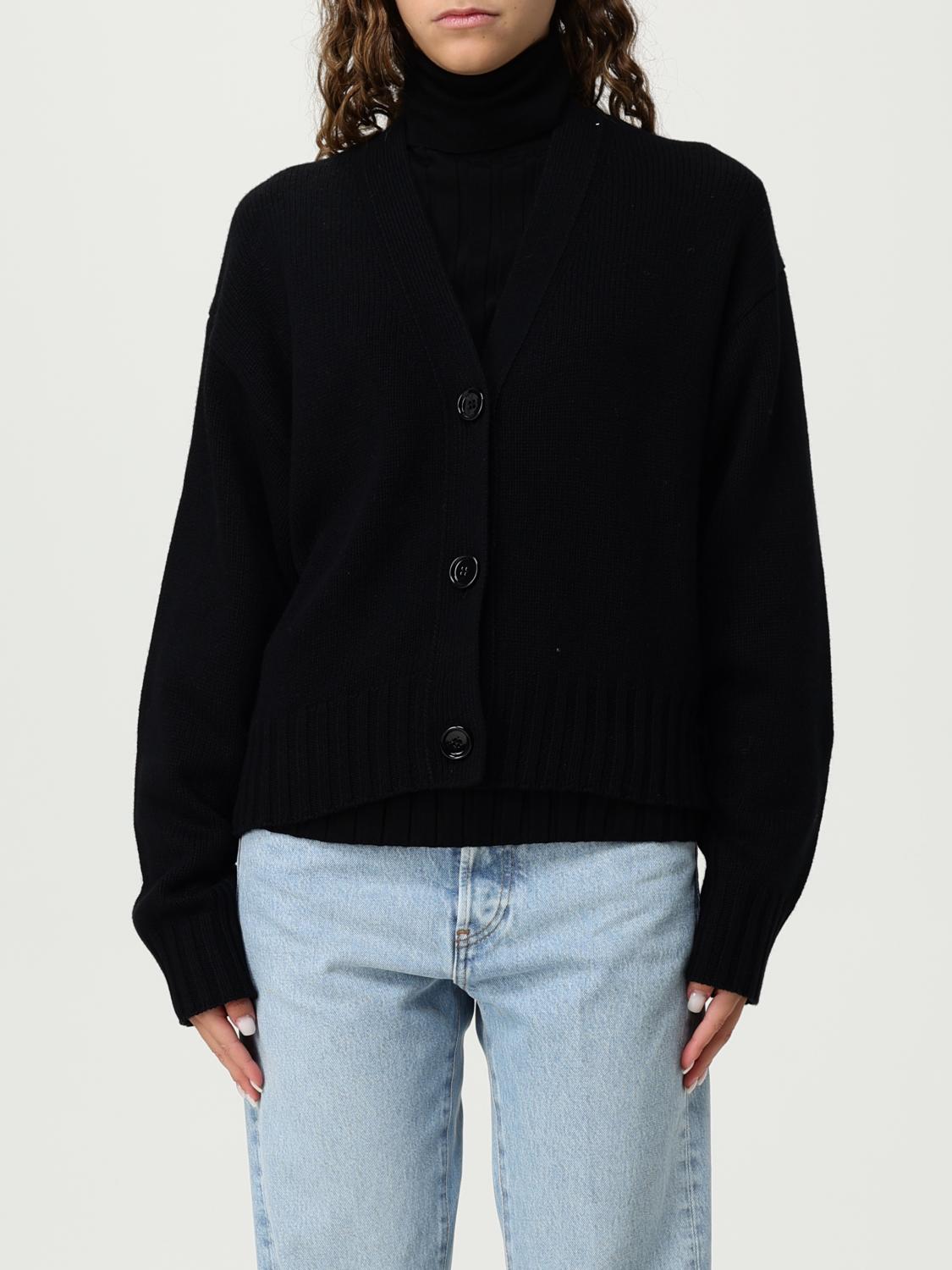Allude V-neck Cardigan In Black