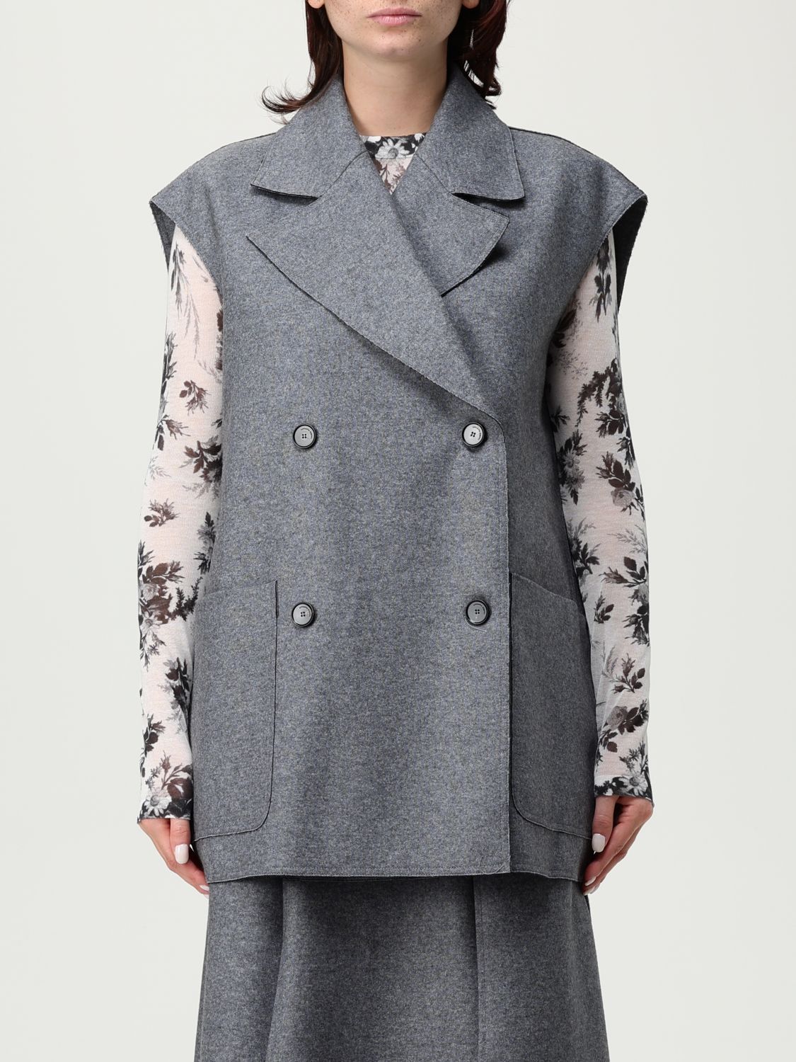 Liviana Conti Buttoned Pockets Waistcoat In Gray
