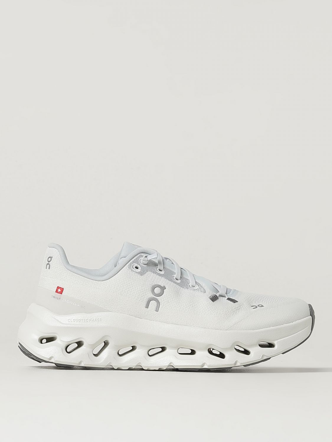 On Running Cloudtilt Sneakers With Lace-up Upper And Cloudtech Sole In White