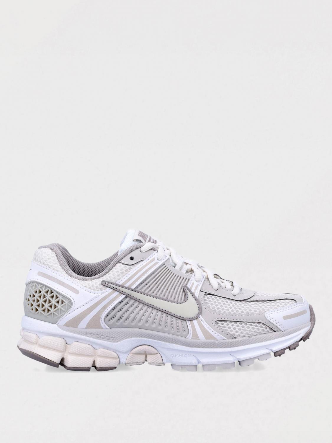 Nike Zoom Vomero 5 Sneakers In Metallic