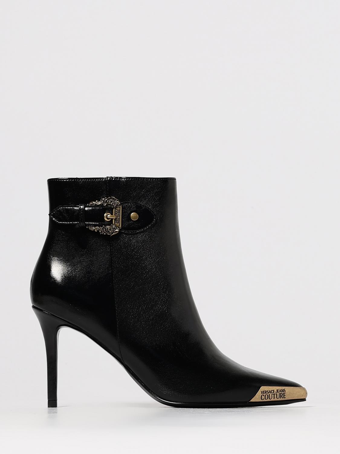 Versace Jeans Couture Pointed-toe Leather Ankle Boots In Black