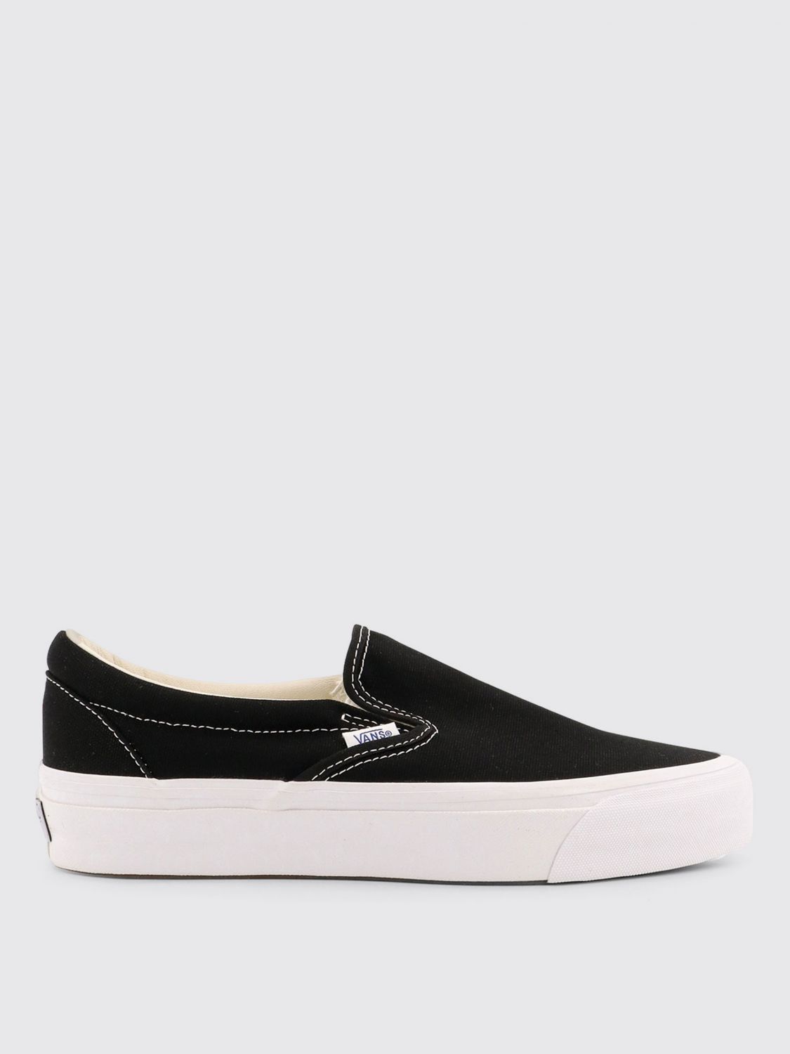 Vans Sneakers  Men Color Black 1