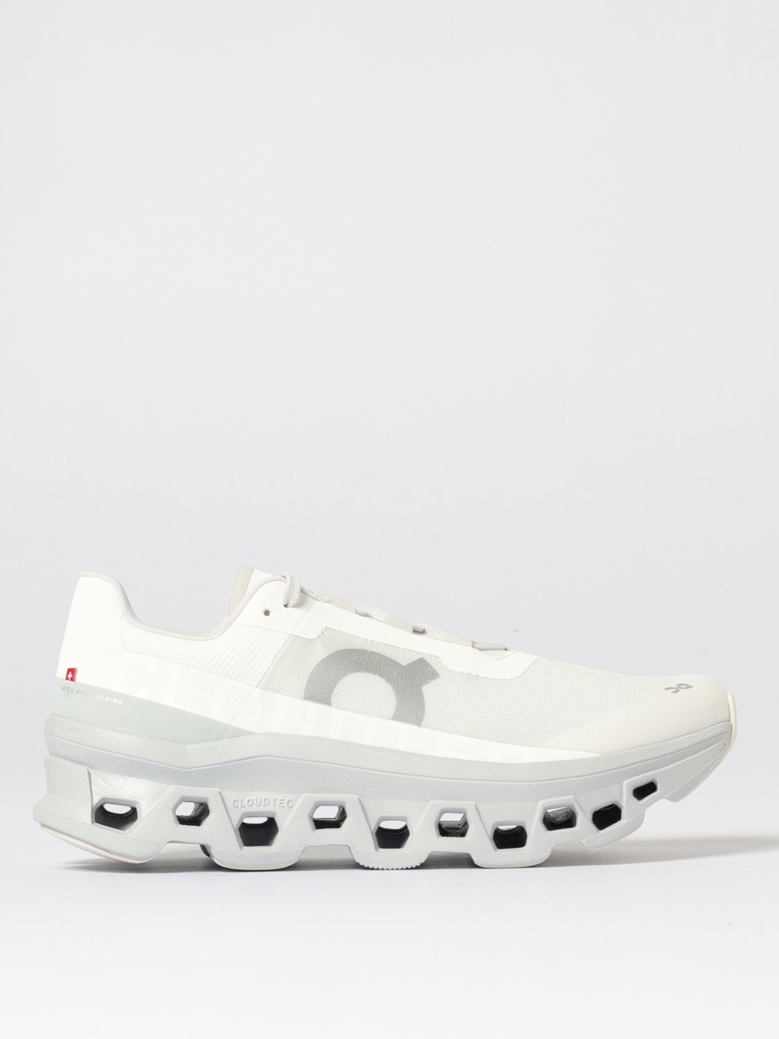 On Running Shoes Men Color White In White