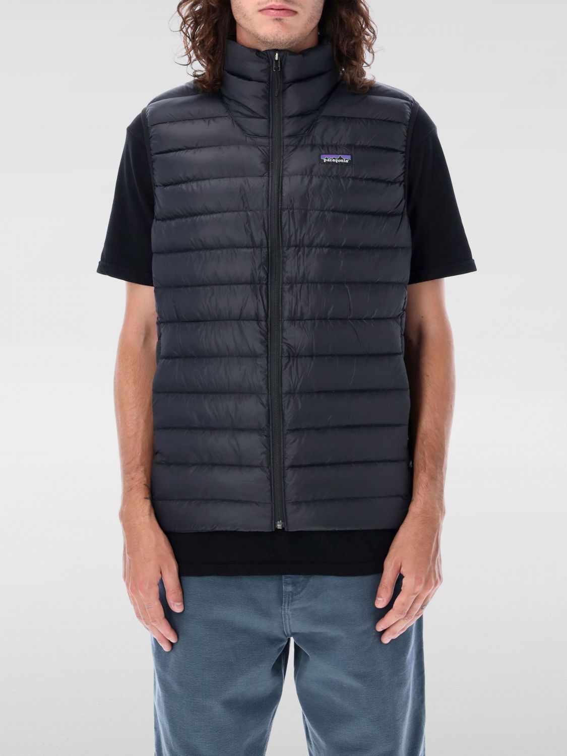 Patagonia Down Sweater Padded Vest In Black