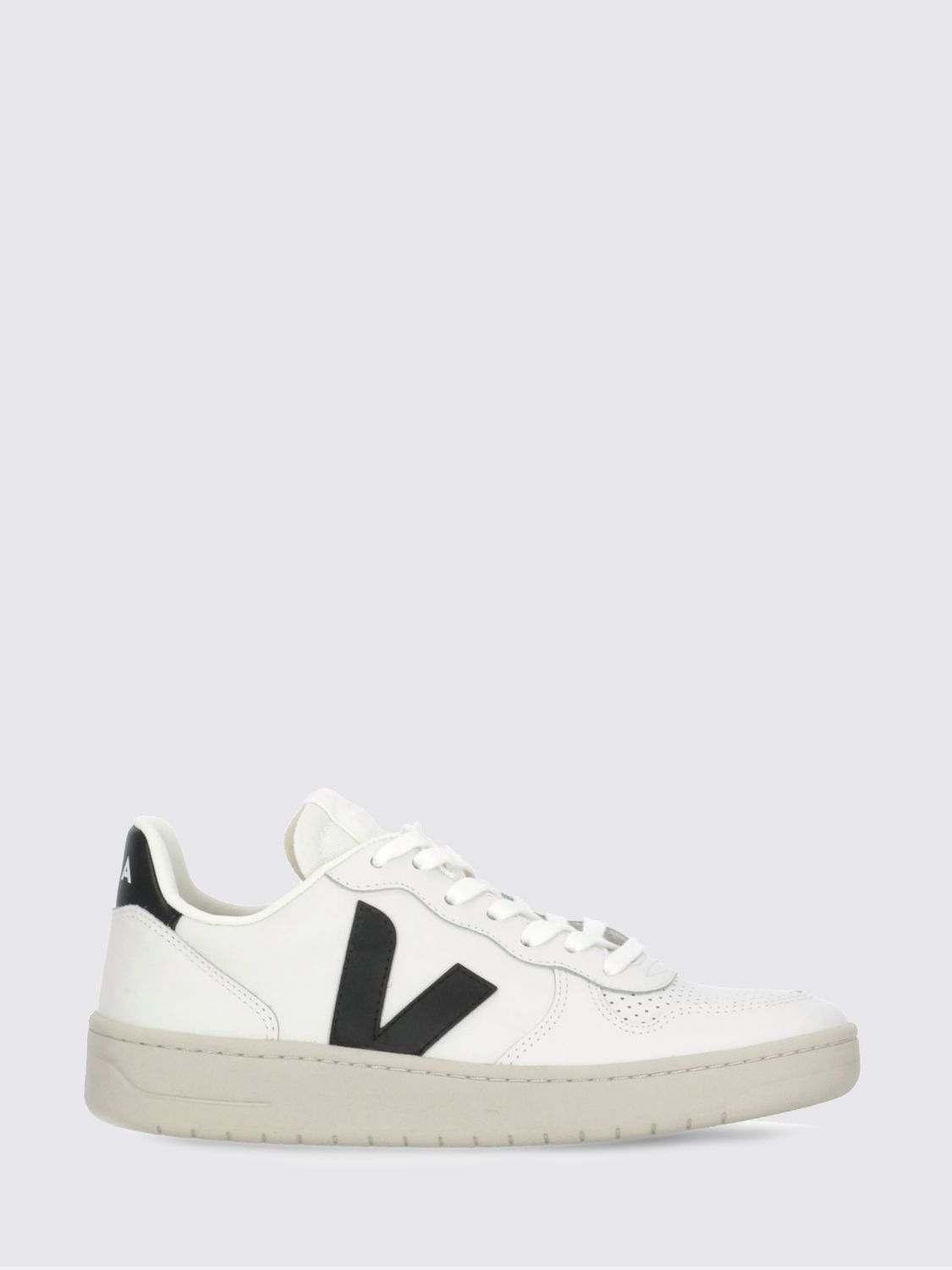Veja Leather Sneakers With Contrast Heel Tab In Multi