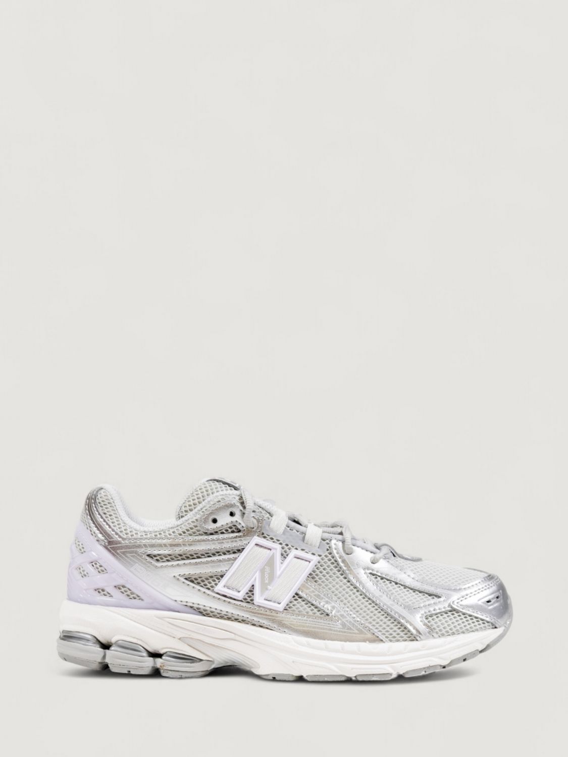 New Balance Sneakers  Woman Color Silver In Silver
