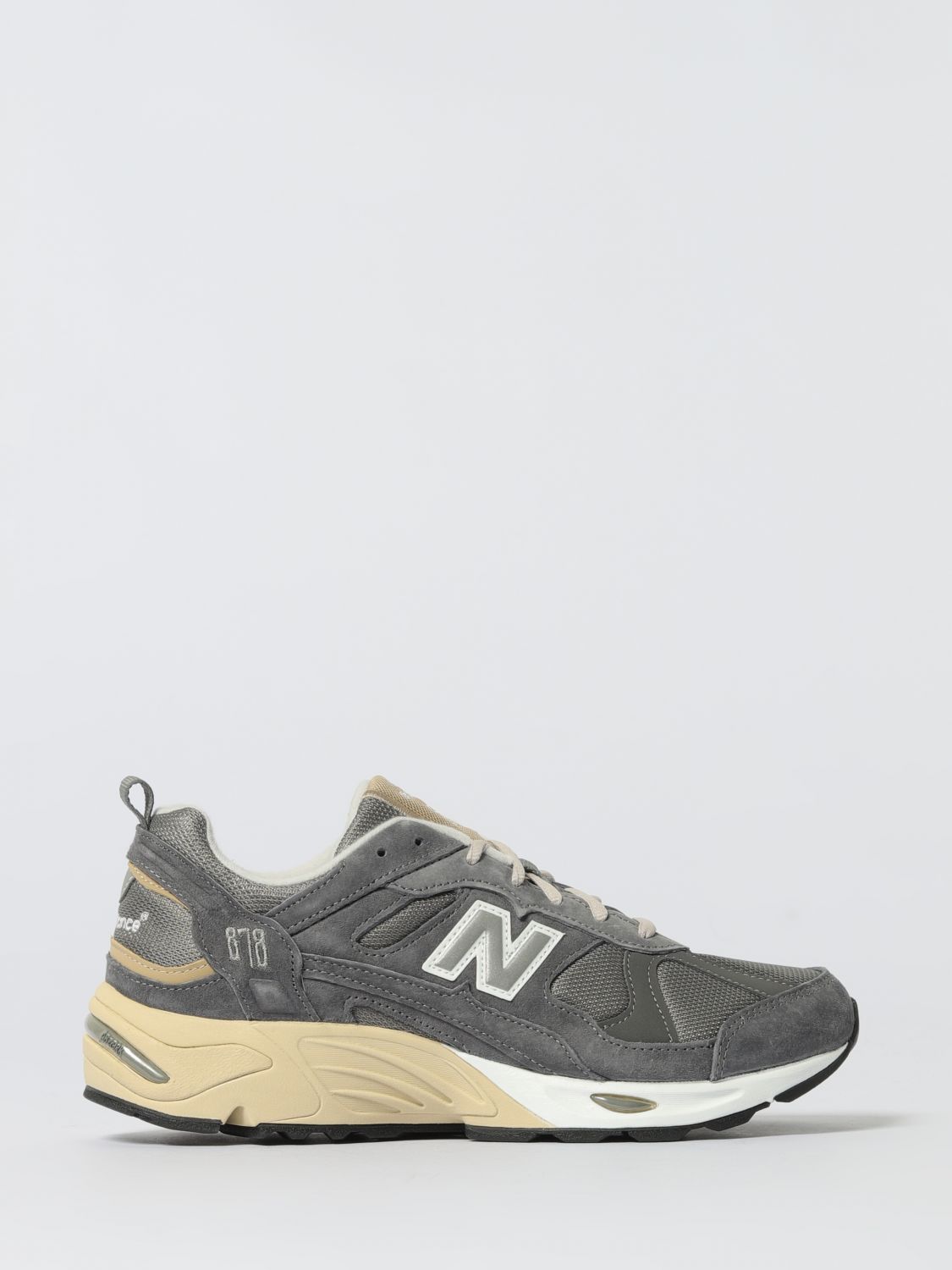 New Balance Sneakers  Men Color Grey In Gray