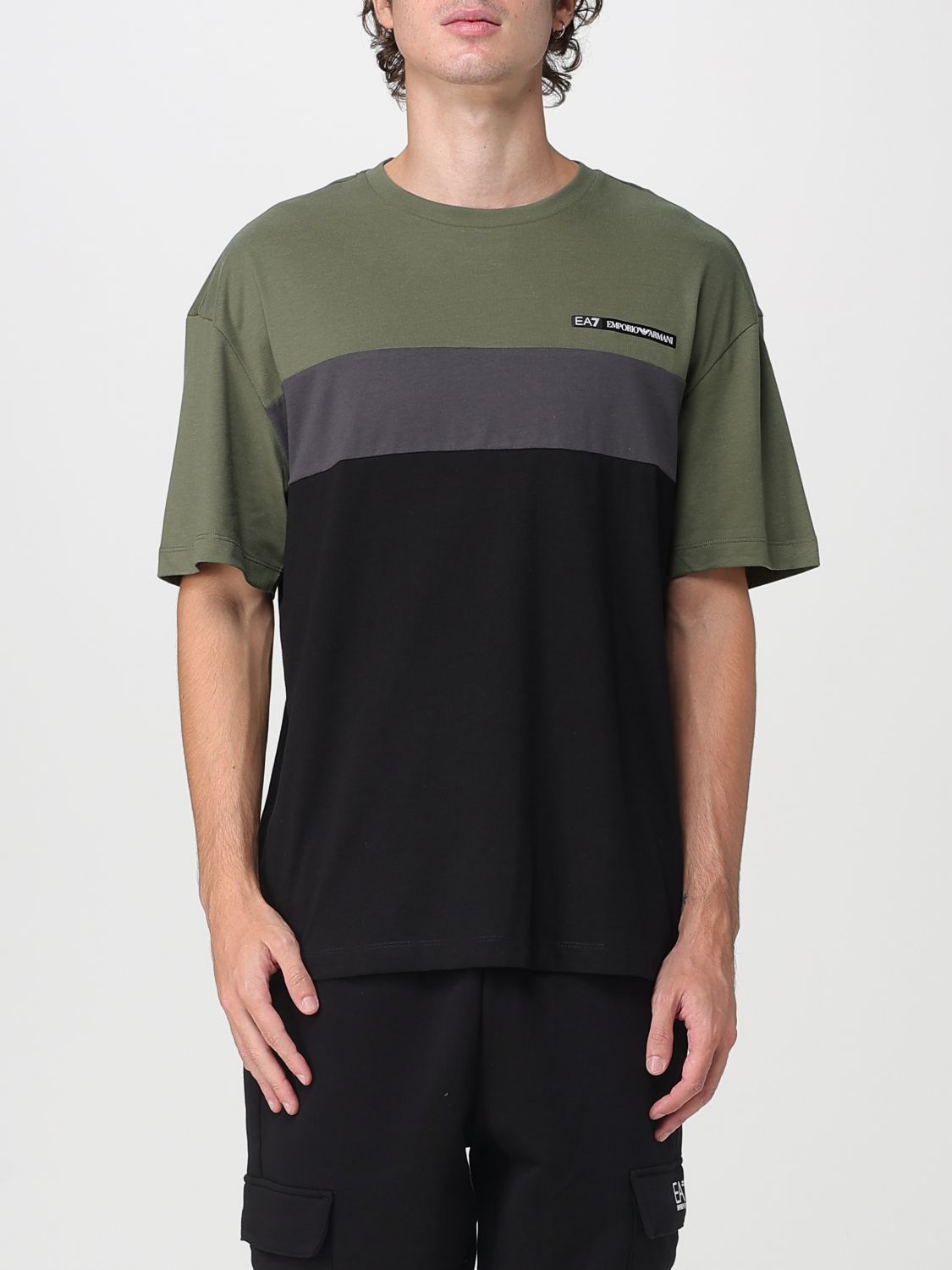 Ea7 Athletic Colour Block Cotton-blend Crew-neck T-shirt In Green