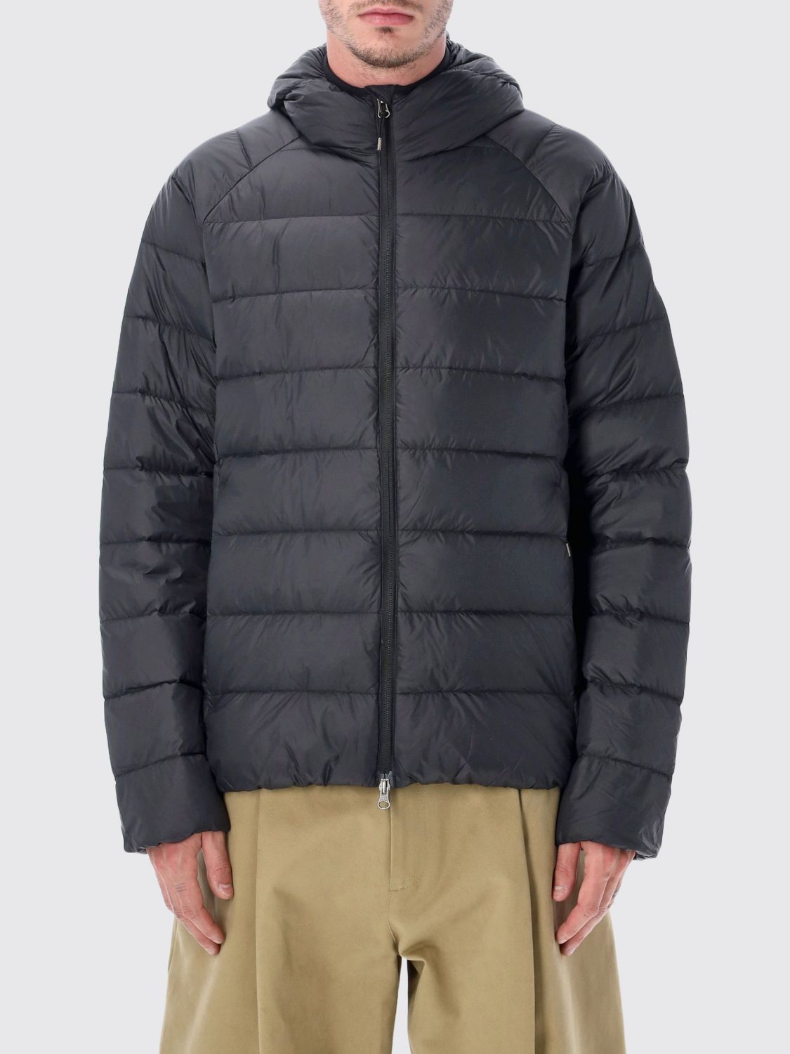 Pyrenex Arial Lightweight Hooded Down Jacket In Black