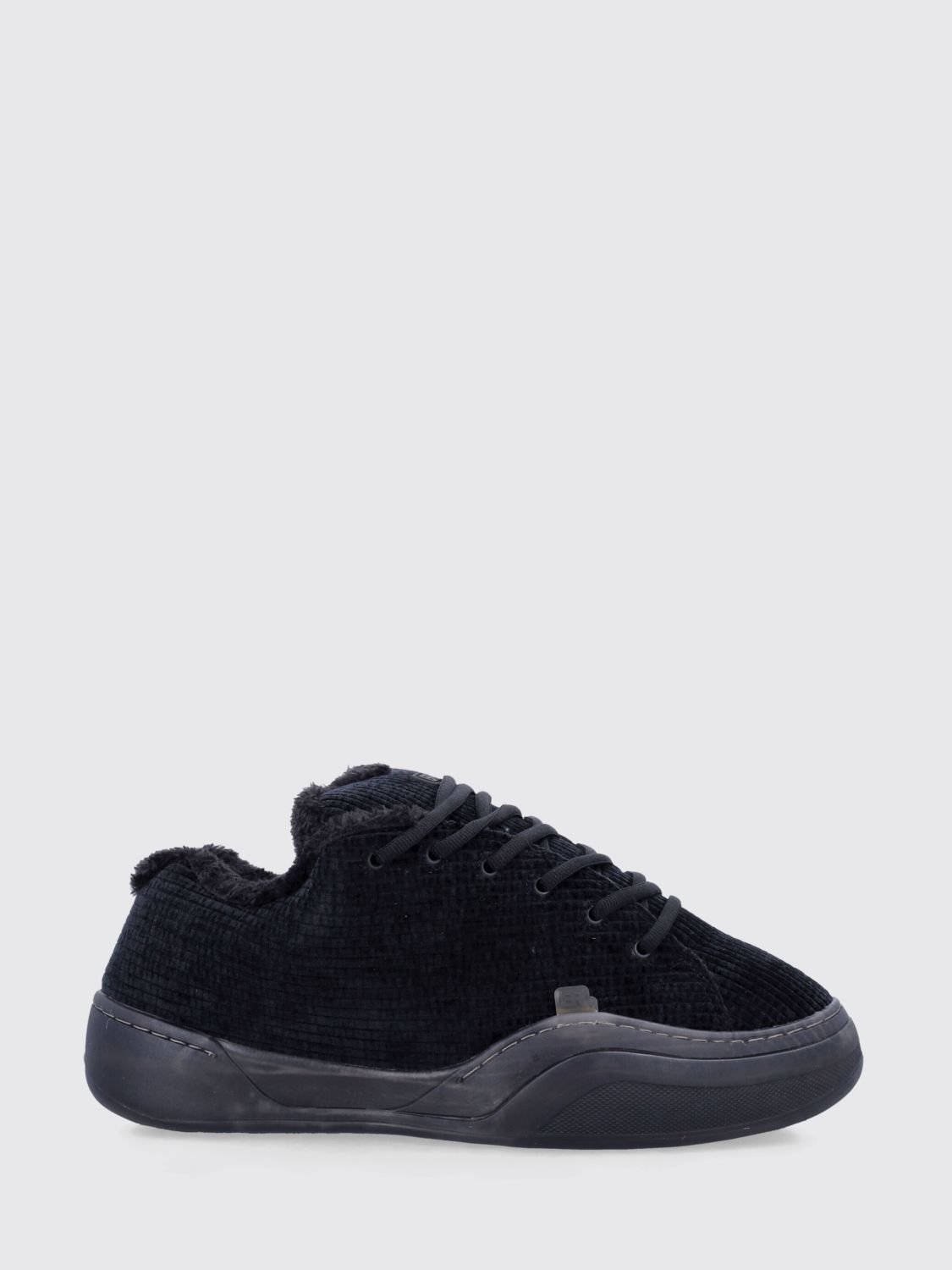 Erl Sneakers Men Color Black In Black