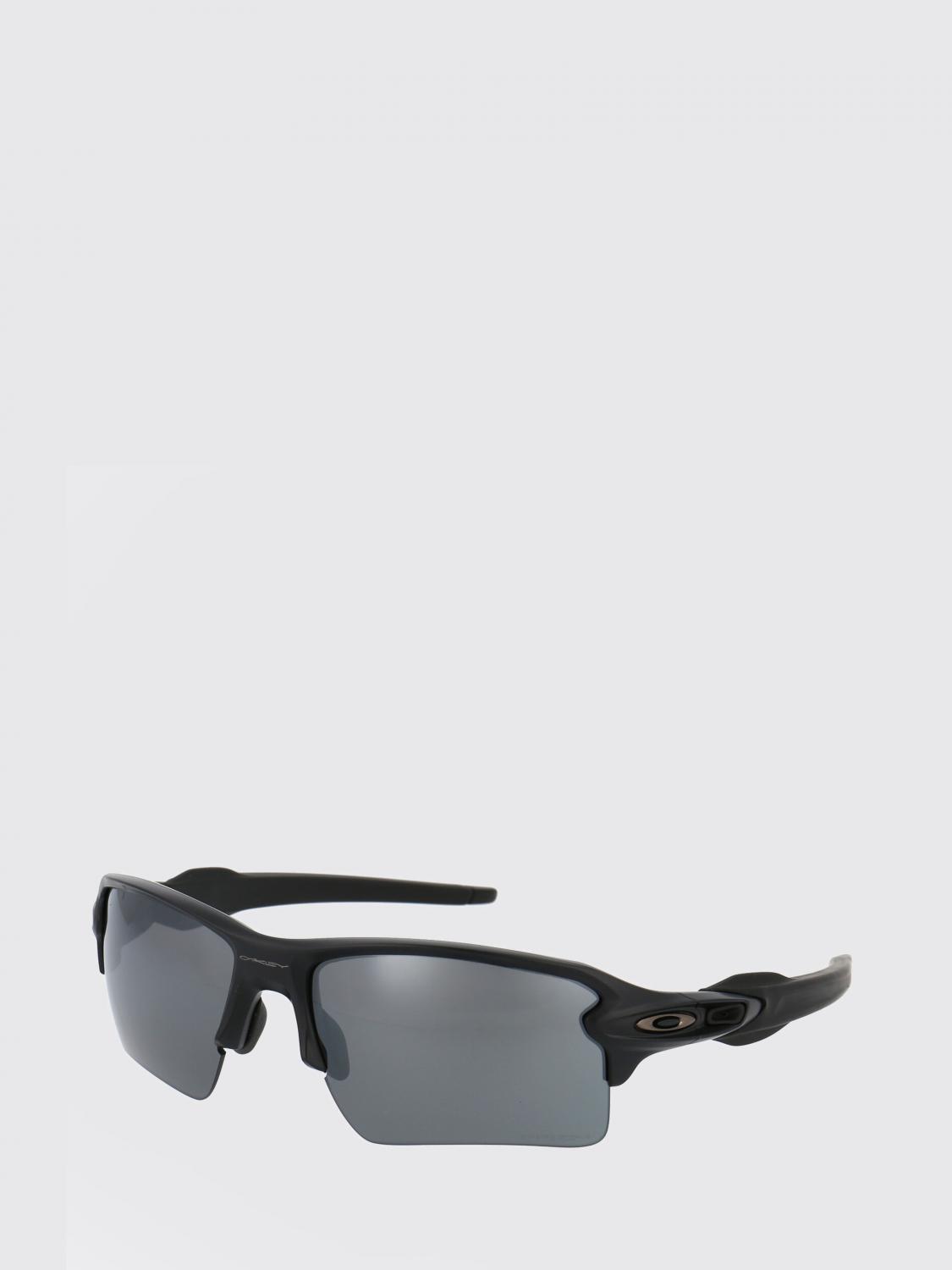 OAKLEY Sunglasses Men color Black