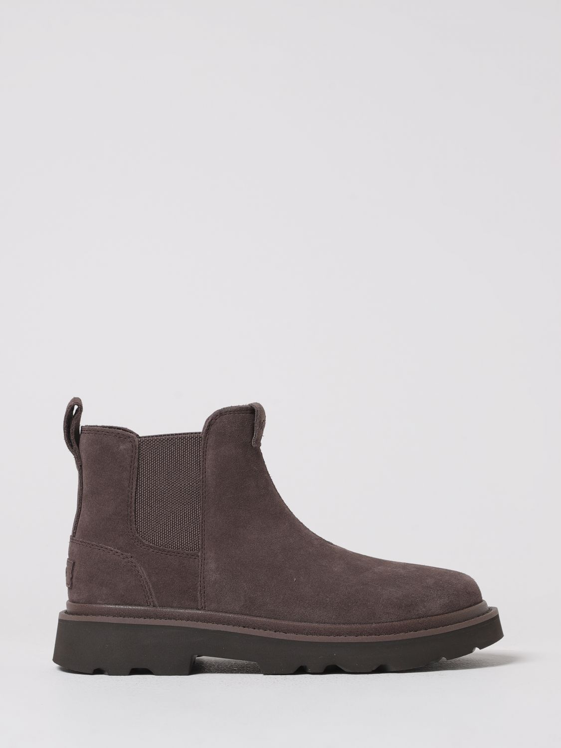 Ugg Shoes  Men Color Brown In Brown