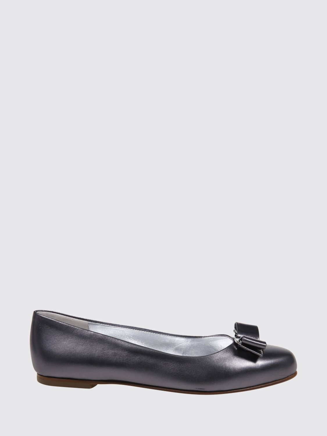 Ferragamo Metallic Ballerina Shoes Bow Detail In Gray