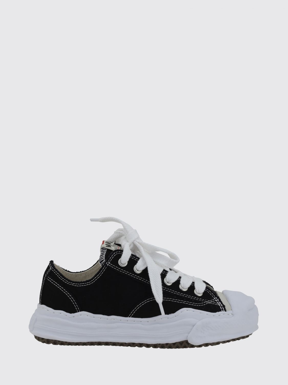 MAISON MIHARA YASUHIRO Sneakers Men color Black　MAISON MIHARA YASUHIRO スニーカー メンズ カラー ブラック MAISON