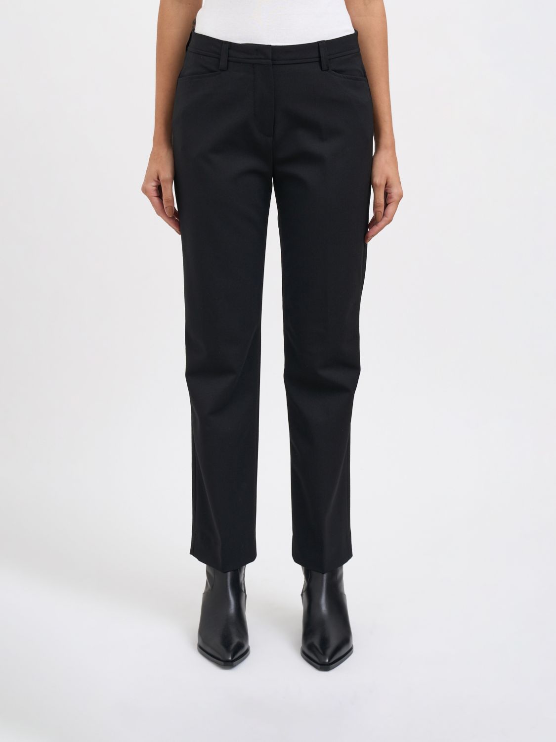 The Latest Pants Thelatest Woman Color Black In Black