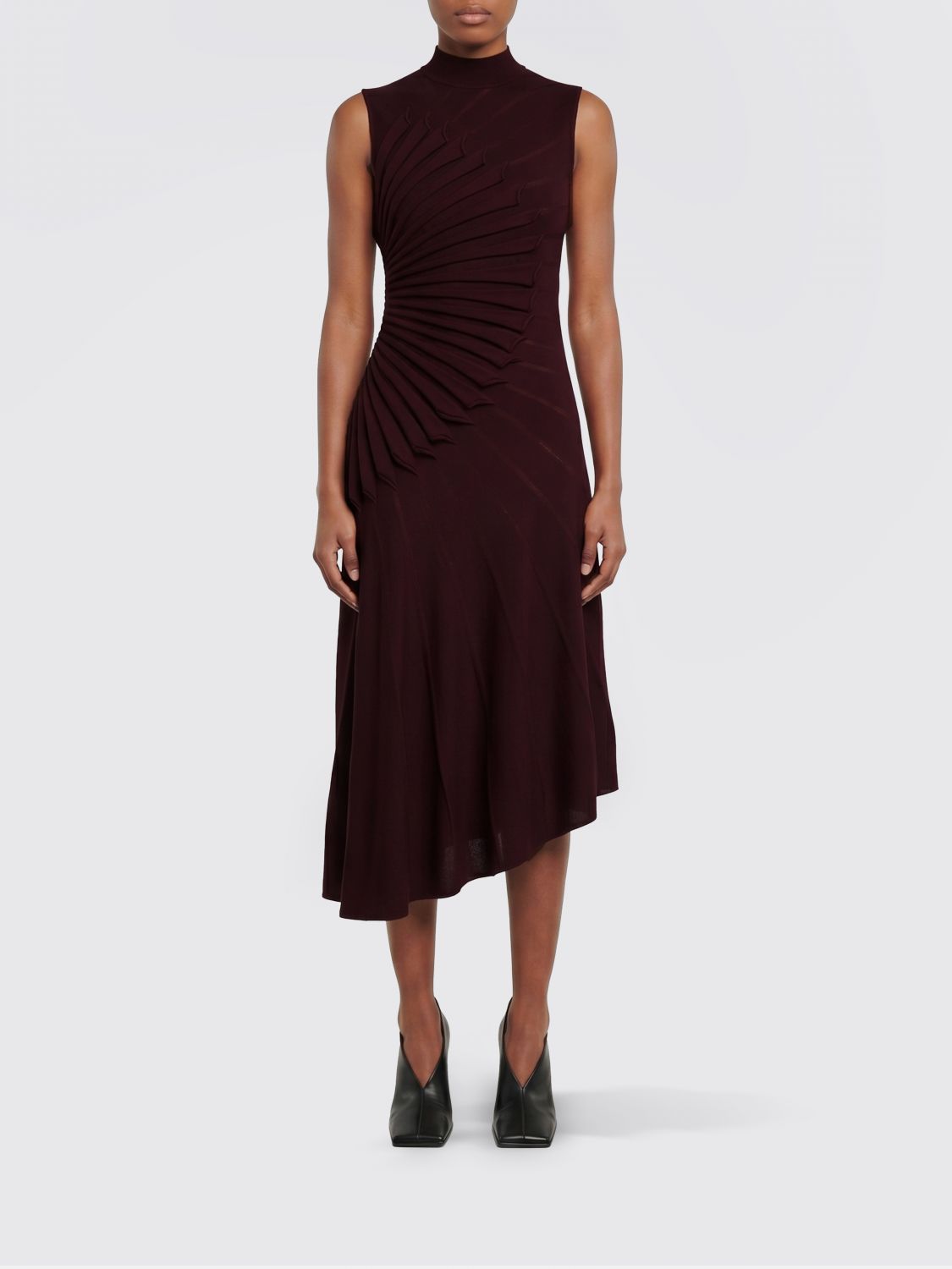 ALAÏA Dress Woman color Red