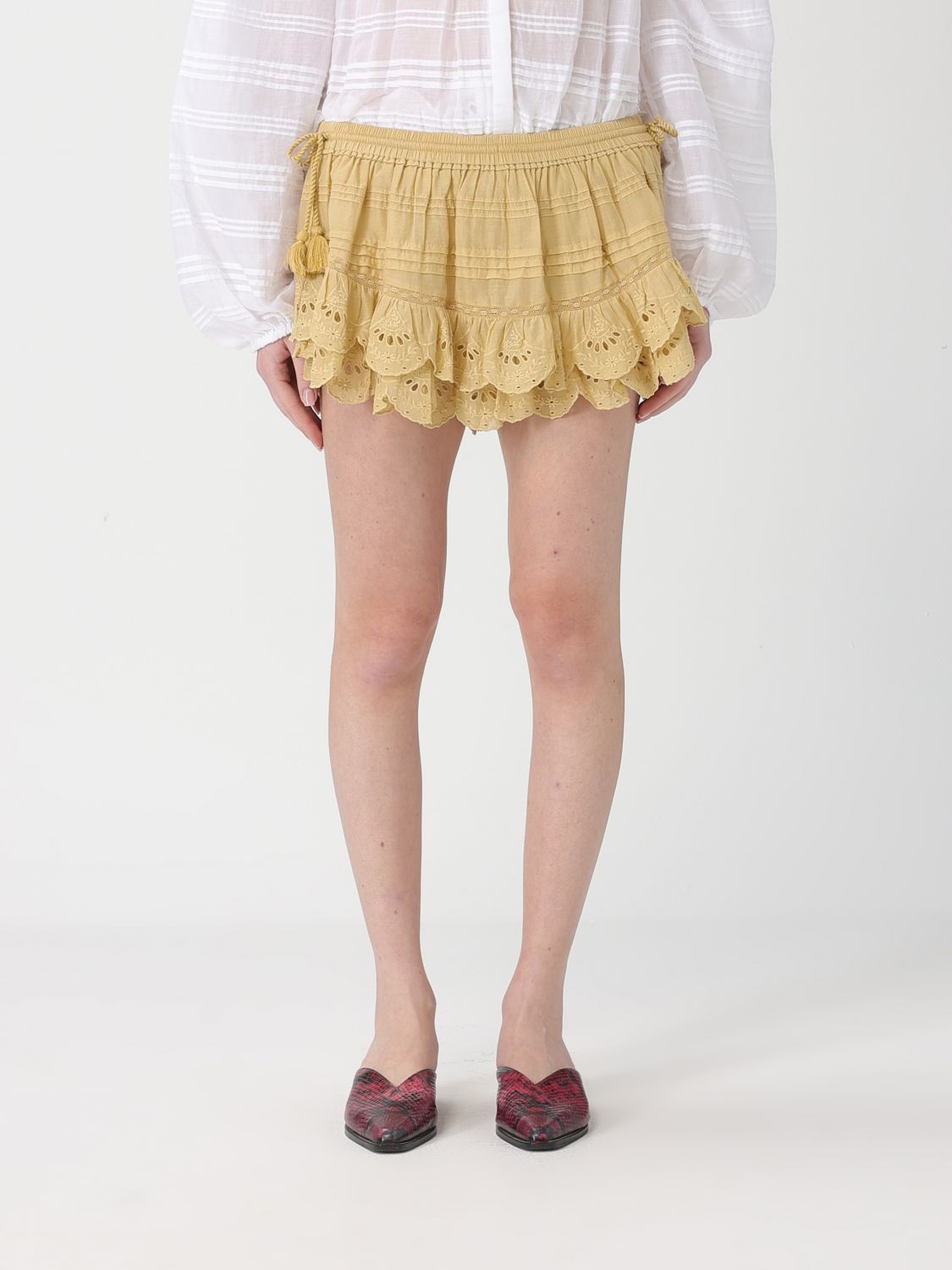 ISABEL MARANT ETOILE Shorts Woman color Ocher　ISABEL MARANT ETOILE ショートパンツ ウィメンズ カラー オークル ISABEL