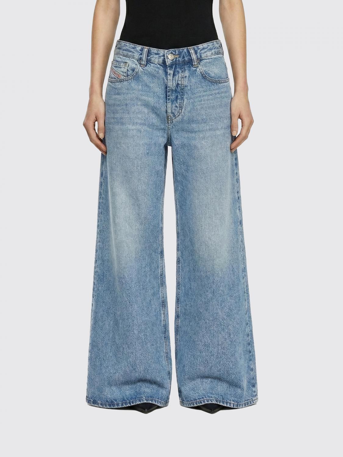 DIESEL Jeans Woman color Denim　DIESEL ジーンズ ウーマンカラーデニム DIESEL