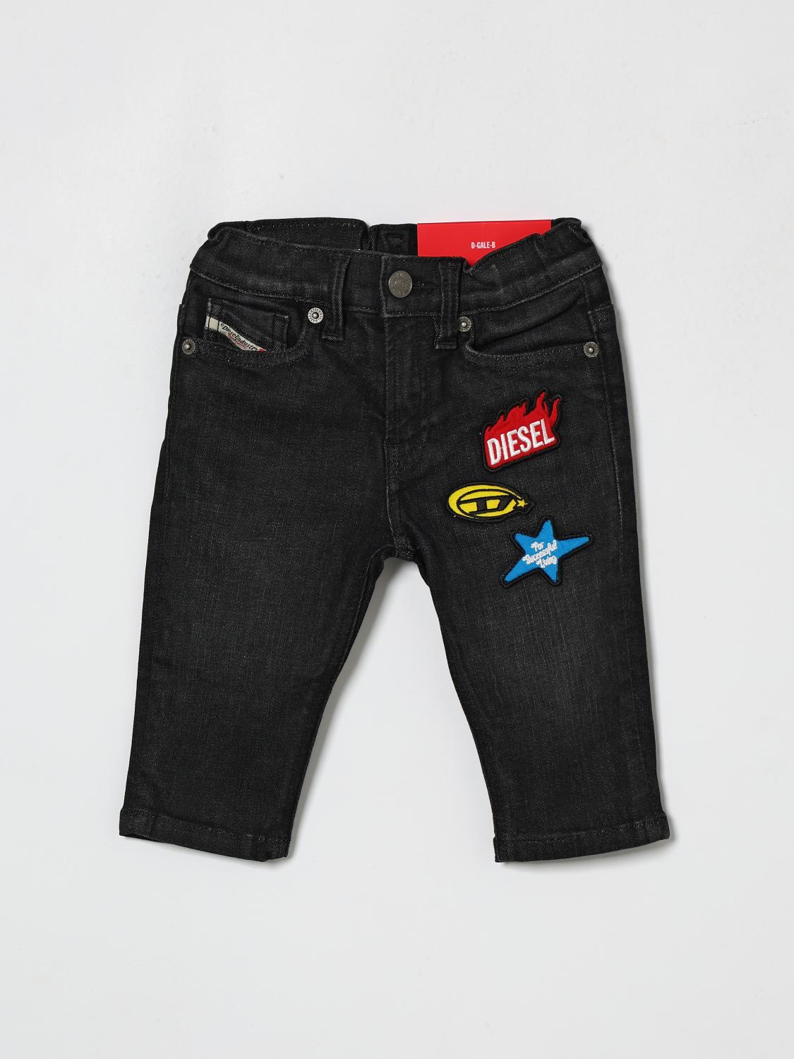 DIESEL 5-Pocket Jeans with Patches　DIESEL パッチ付き 5 ポケット ジーンズ DIESEL