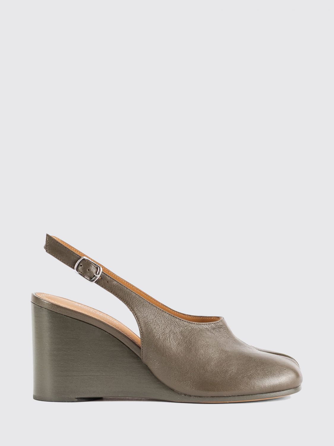 MAISON MARGIELA Pump Woman color Brown