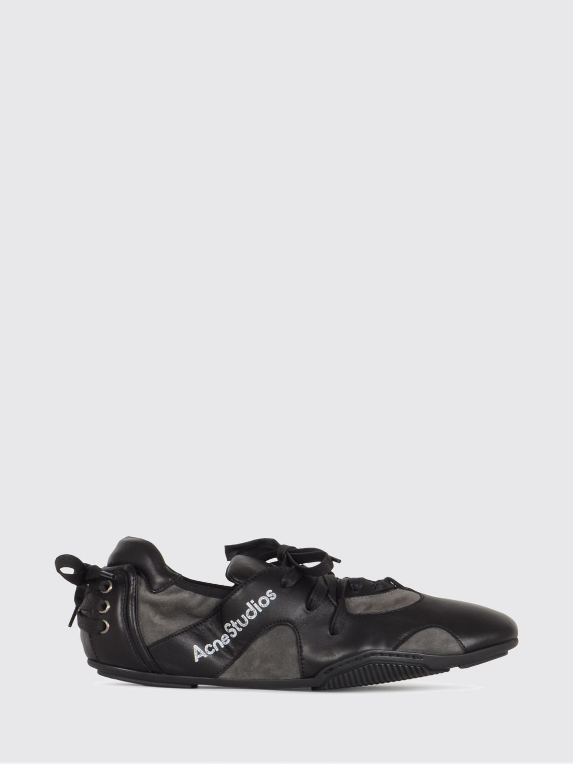 Acne Studios ACNE STUDIOS Sneakers Men color Black　ACNE STUDIOS スニーカー メンズ カラー ブラック
