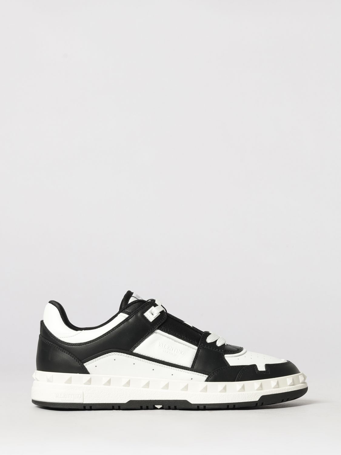 VALENTINO GARAVANI Sneakers Men color Black